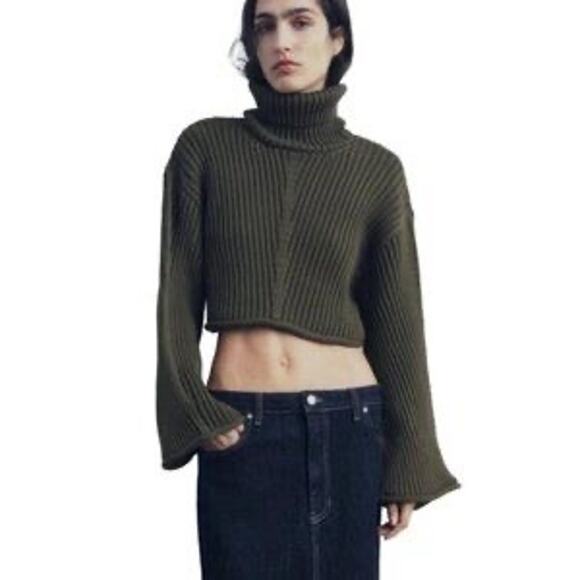 Zara green crop turtleneck knit sweater bell sleeves sz S - Picture 1 of 6